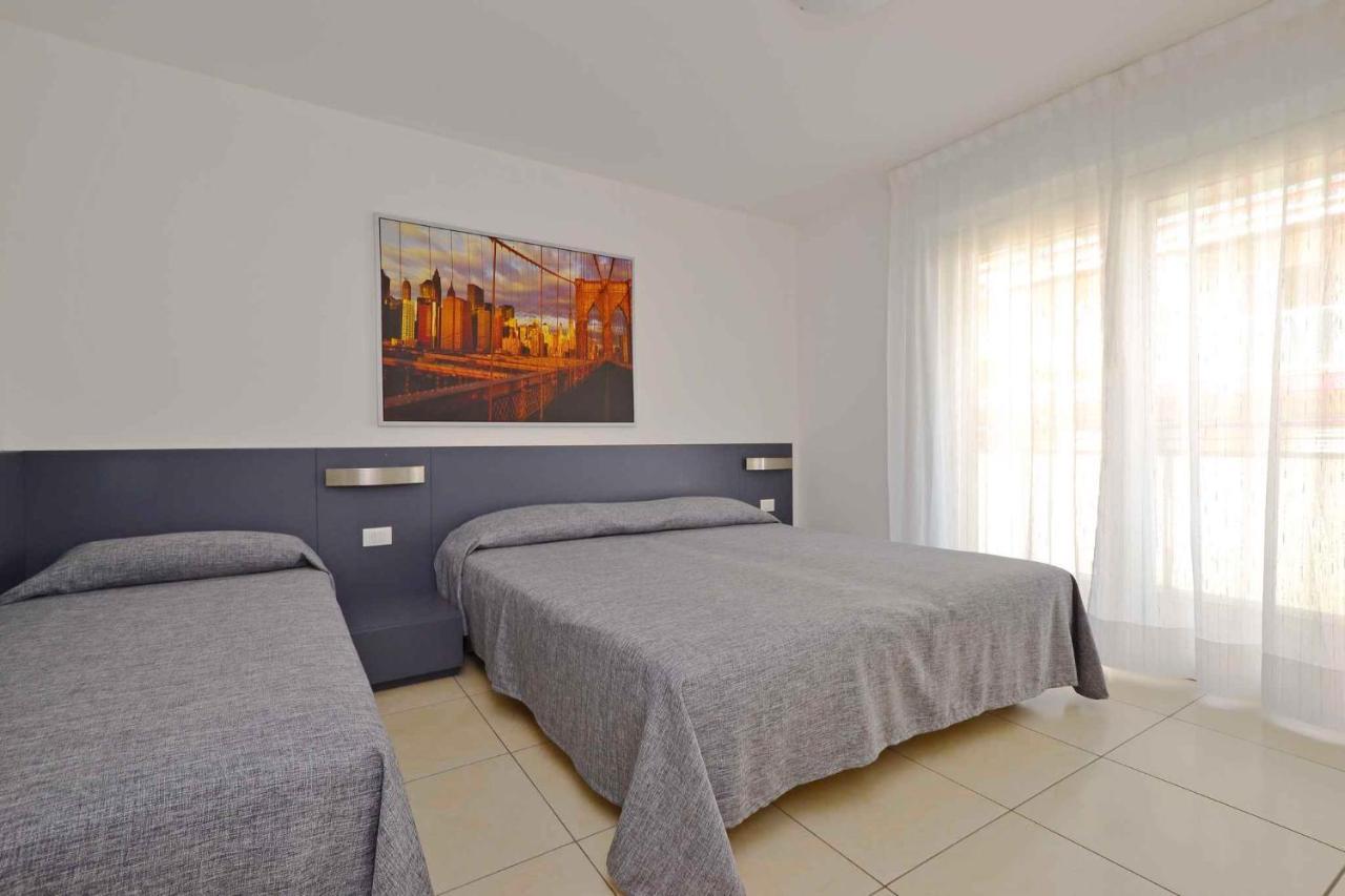 Apartments in Lignano 21701 Lignano Sabbiadoro Esterno foto